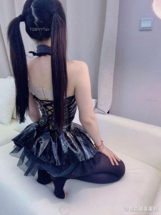 卿风的秘密 2025-05-11 10:06:05 只允许你看一点点～