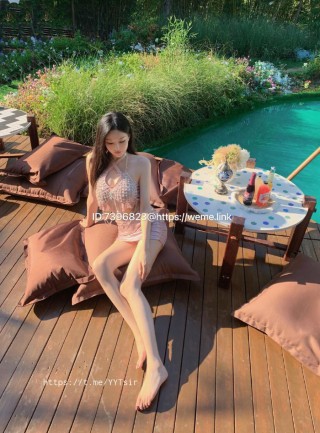 喝cc果奶 2023-09-18 22:01:07 泳衣来咯👙