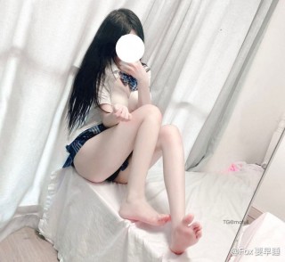Fox要早睡 2025-02-09 12:21:33 是谁睡前还没吃到
