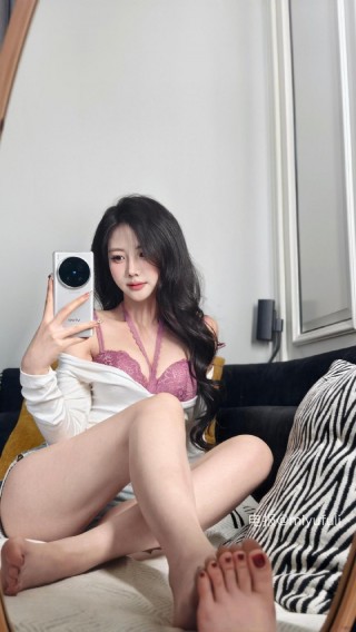 刘二萌 2025-07-14 17:06:33 你就委屈一下 栽我手里嘛😜