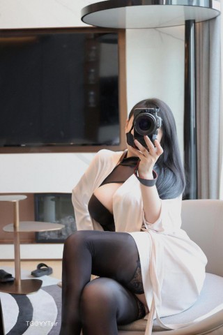 左公子666 2024-05-20 15:46:29 性感黑色半罩杯文胸+黑色蕾丝
