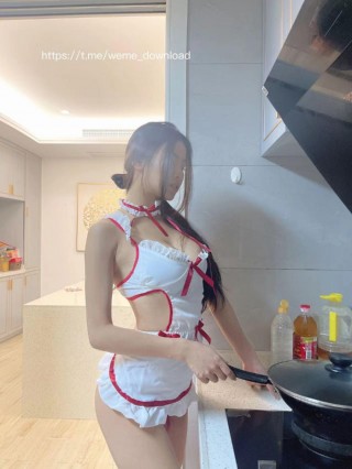李嘉欣97 2022-07-22 12:57:07 嘉宾专享帖 吃饭?还是吃emmm