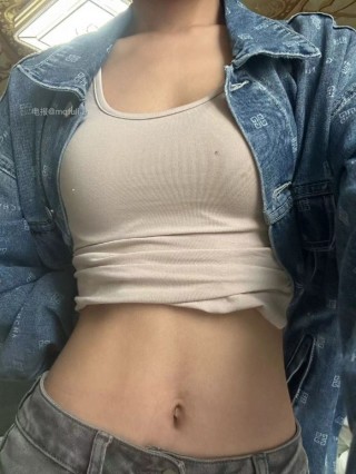 小杏仁 2024-04-27 22:17:52 都是白开水，别装优乐美