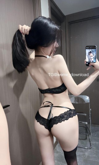 美了个滢 2023-07-03 01:35:33 晚安老公亲亲