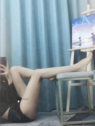 一个板栗栗 2025-05-18 17:20:03 VIP月卡❤️你们喜欢的照片