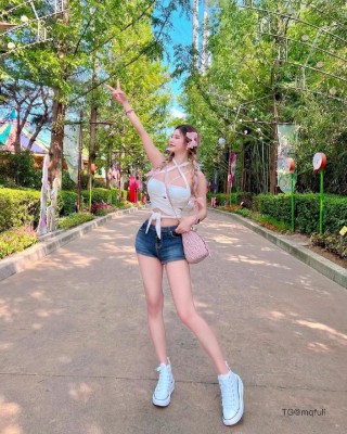 莫妮卡Fiona 2025-05-20 08:01:49 让我一起游泳吧🏊‍♀️