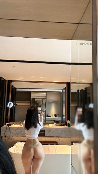俏妞qiaoniuTT 2025-02-20 16:28:54 浴室性感自拍