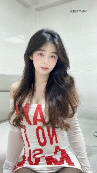 是小野马 2025-05-17 19:36:03 看完能忍住的是👍这个