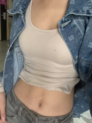 小杏仁 2024-04-27 22:17:52 都是白开水，别装优乐美