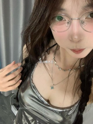 小熊大王 2025-05-02 22:13:58 五月的天 刚诞生的夏天