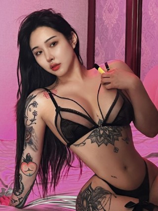 宋昱欣Hitomi 2022-08-13 16:40:16 黑丝＋丁字裤系列