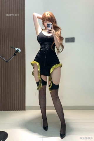 无情颖少 2024-11-01 10:04:05 想做辣妹 也想做你的甜心宝贝