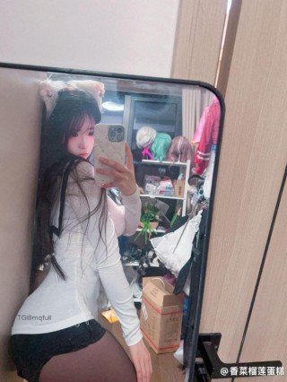 卿风的秘密 2025-04-02 23:59:00 我建议你早点喜欢我