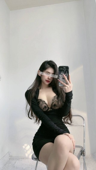 陈佩奇 2022-03-02 12:59:42 来看腿