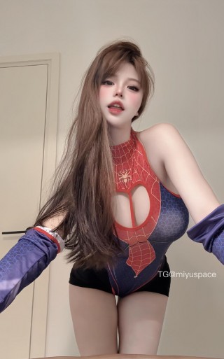 空心柚七 2025-06-27 15:30:36 喜欢吗 特地拍给你看的