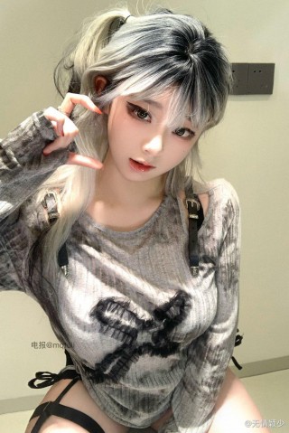 无情颖少 2024-10-30 15:40:31 宝宝你主动点 我们就会有故事呦🙈12p