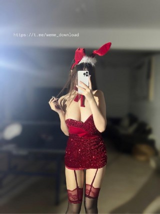 芋泥锅包肉 2023-12-07 18:35:58 兔女郎🐰圣诞服来噜
