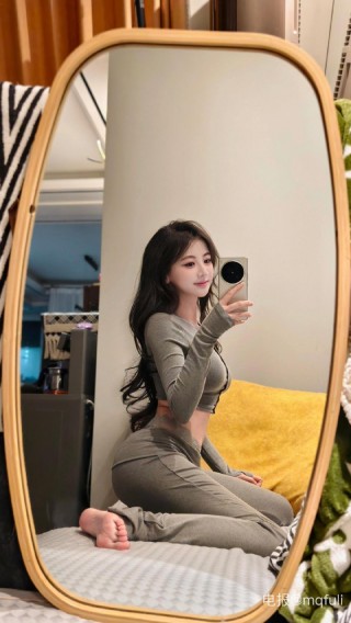 刘二萌 2025-07-07 19:58:21 学院风jk制服