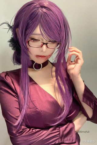 无情颖少 2024-06-04 17:56:16 近距离感受魔鬼身材啦 