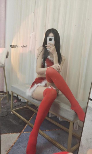 一个板栗栗 2025-05-22 18:18:15 VIP月卡❤️你们喜欢的照片