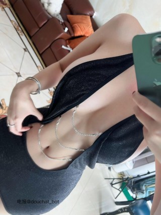 张鑫baby 2022-08-13 15:22:49 奶粉有吗