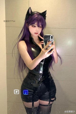 无情颖少 2024-09-20 17:05:06 女人一身黑走哪都OK