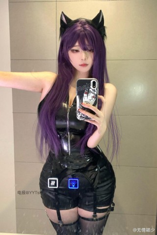 无情颖少 2024-09-20 17:05:06 女人一身黑走哪都OK
