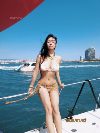 无关关子 2025-02-25 10:51:29 第一时间看脸的是这个