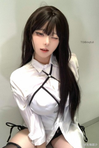 无情颖少 2024-09-21 20:10:05 颖少穿皮卡丘的套装呦 老公们会喜欢嘛🙈