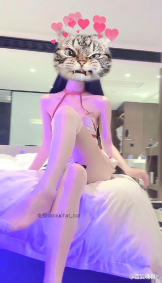 魅魔糖糖 2024-06-07 01:31:58 是你们喜欢的直角肩吗🤡
