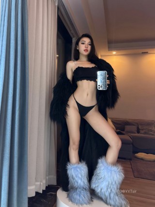 迷人小艾琳 2024-01-07 02:35:14 图集