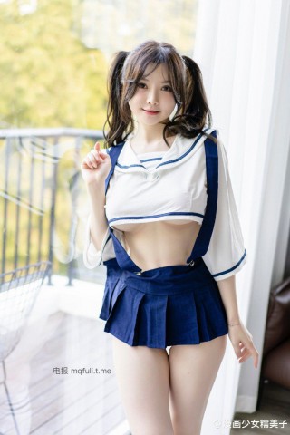 糯美子仙女的教学楼 2024-11-25 10:00:00 #写真课# 风背带裙➕超短上衣