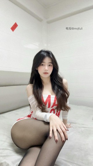 是小野马 2025-05-17 19:36:03 看完能忍住的是👍这个