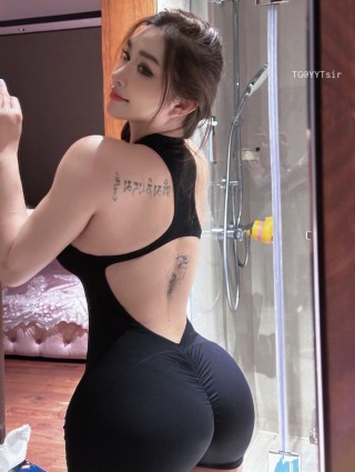 宋昱欣Hitomi 2023-11-19 02:10:18 完美大氖紫➕小蛮腰➕蜜桃🍑 嘉宾专享帖