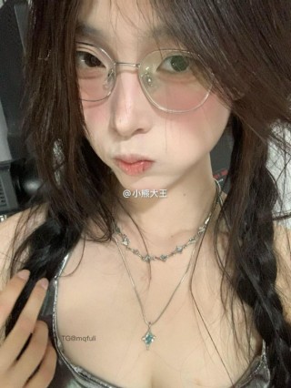 小熊大王 2025-05-02 22:13:58 五月的天 刚诞生的夏天