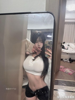 卿风的秘密 2025-03-23 00:02:03 不会骂人一张嘴就是宝宝亲亲