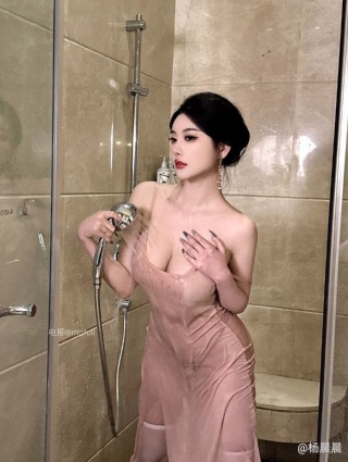 杨晨晨Yome 2025-02-17 14:15:02 好热 冲个凉