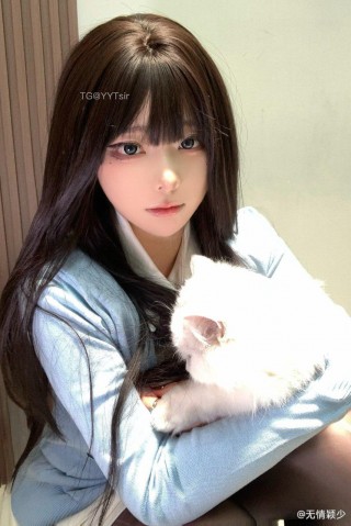 无情颖少 2024-10-31 10:05:05 今晚，该宠幸哪位宝宝😍😍