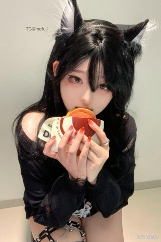 无情颖少 2024-10-30 15:40:31 宝宝你主动点 我们就会有故事呦🙈12p