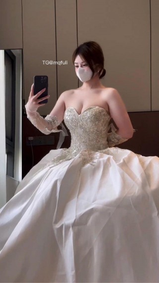 桃沢樱呀 2024-07-03 20:35:35 今晚我是你的新娘