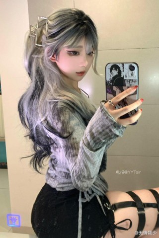 无情颖少 2024-10-30 15:40:31 宝宝你主动点 我们就会有故事呦🙈12p