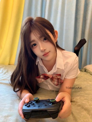 肉肉 2025-07-14 21:45:52 快来微信找我打游戏呀