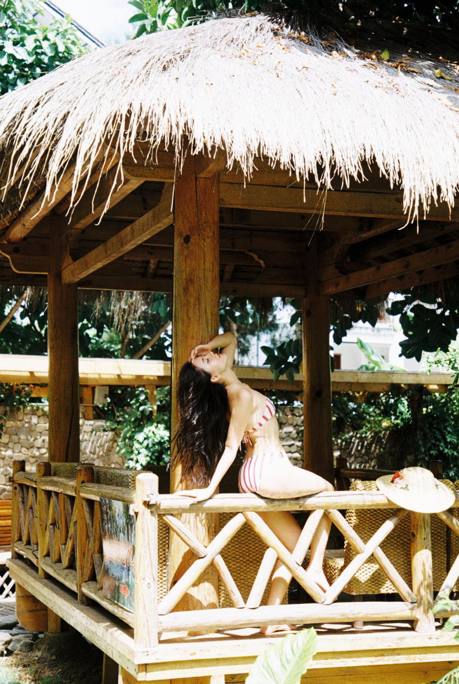 阿朱啊 2022-08-01 夏天的浪漫，比基尼占一半～