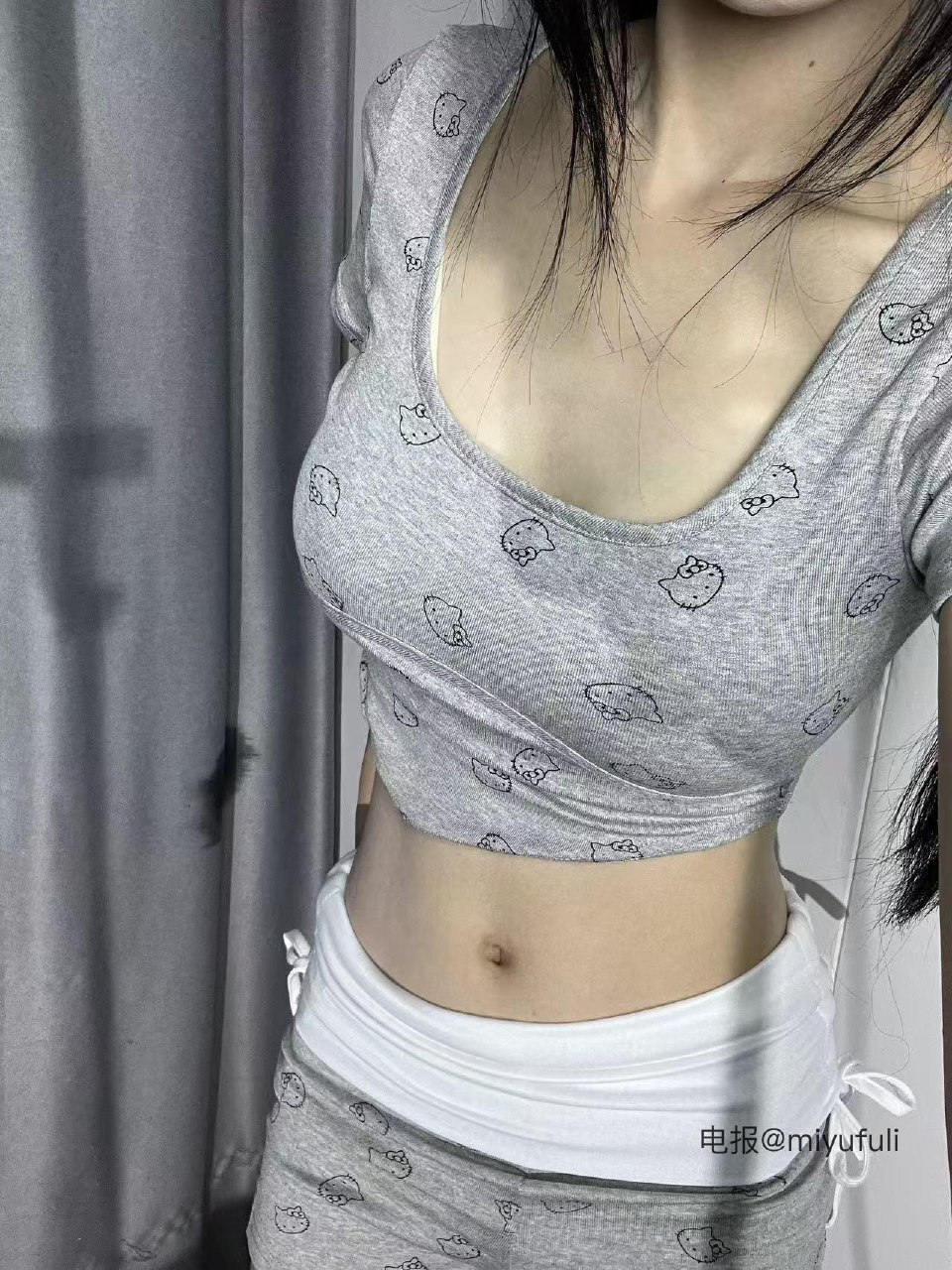 小熊大王 2025-05-26 22:40:54 乖是装的 吃定你的手段罢了