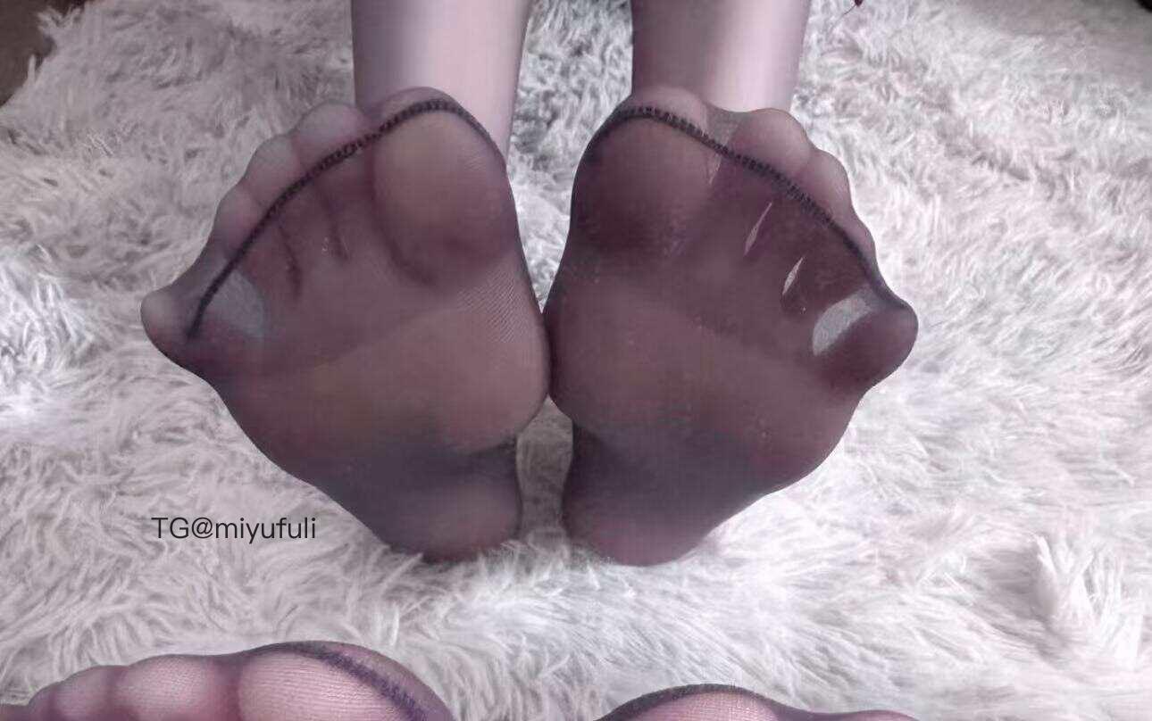 草莓酸奶 2025-05-29 16:00:01 后来我终于知道，那不是我的花，我只是恰巧经历了一次它的绽放