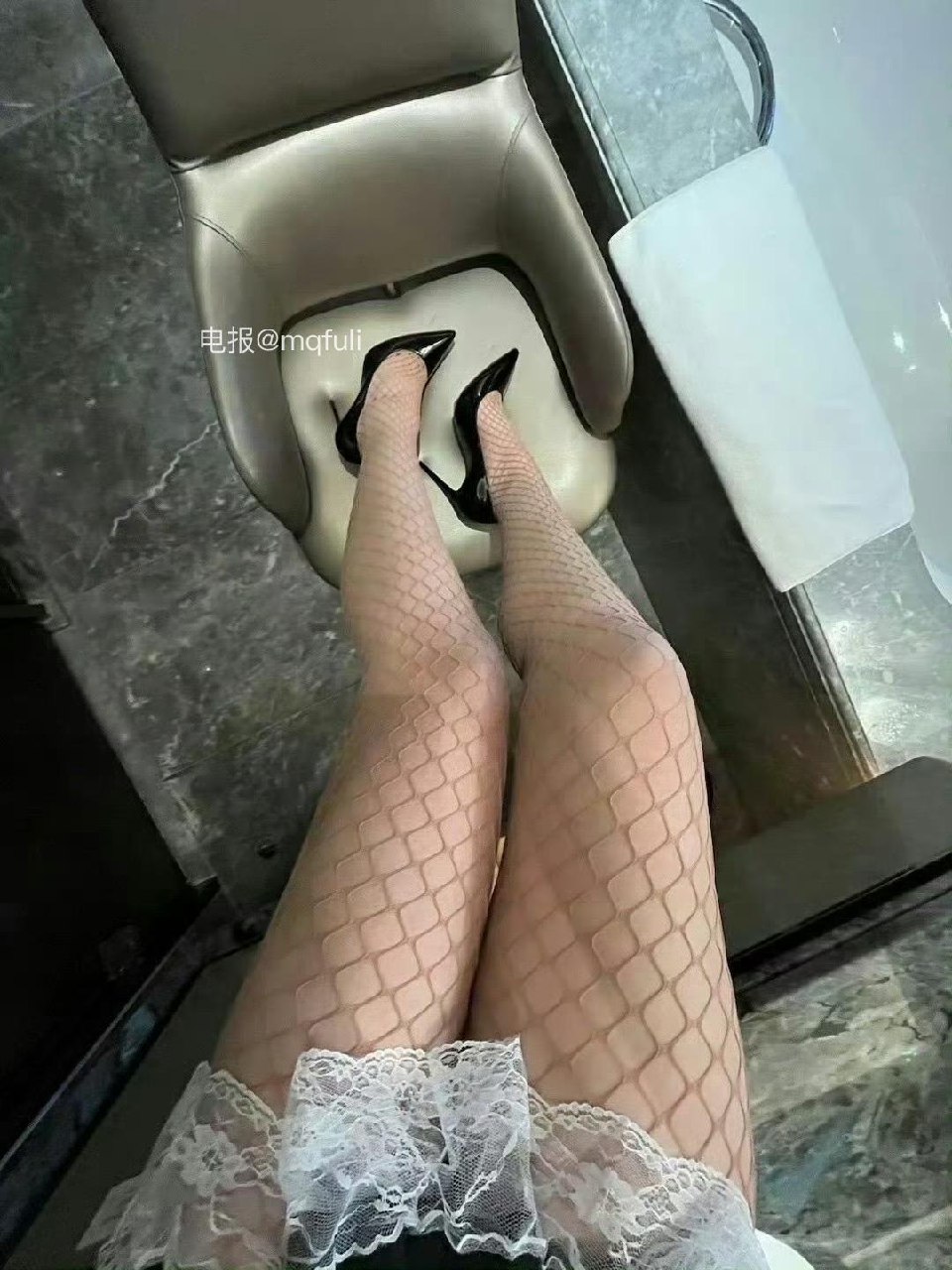 崽崽 2025-05-31 17:05:09 黑丝！