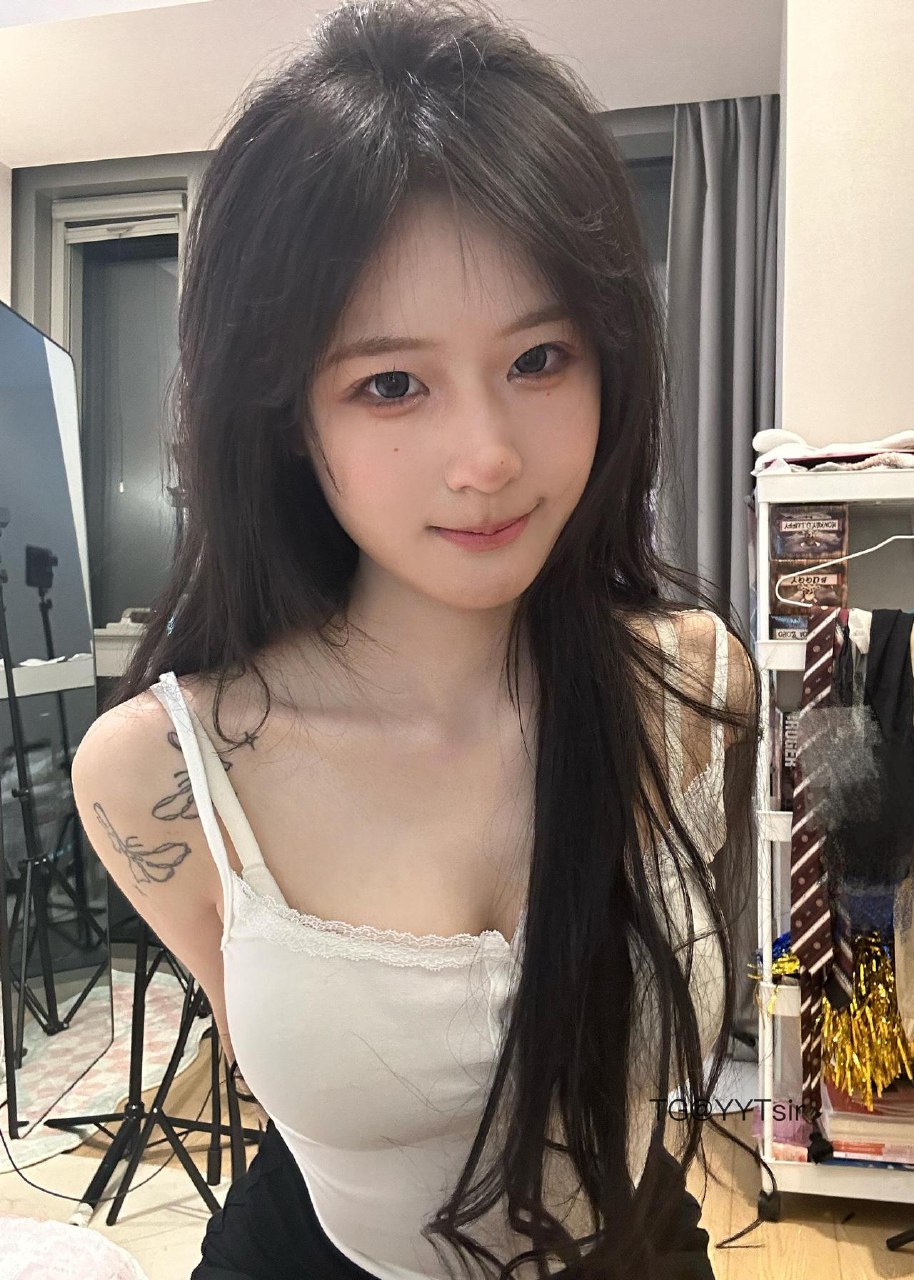 超蓝布罗莉 2025-05-31 00:19:32 我是甜妹嘛🤪#穿搭##少女#