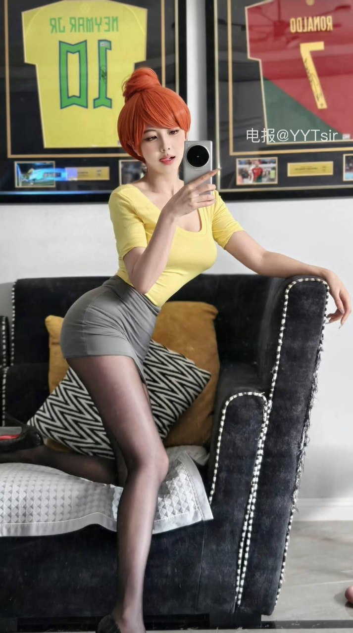 刘二萌 2025-05-27 10:44:25 听你的 和喜欢的人吃什么都香