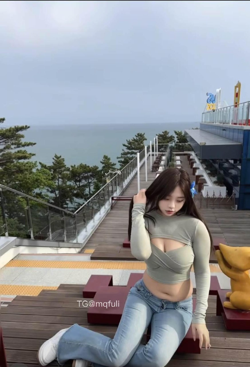 昕昕 2025-05-28 17:46:59 跟我一起来 比手势🤘