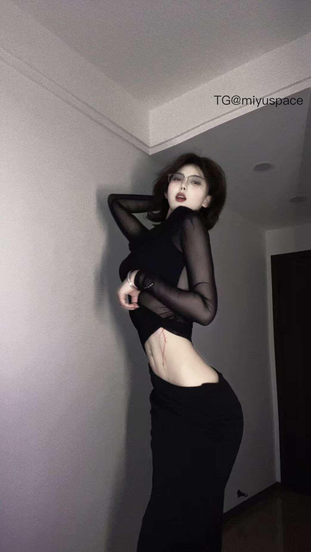 吞吞 2025-05-29 14:56:31 喜欢吗 拿下我 就是你的